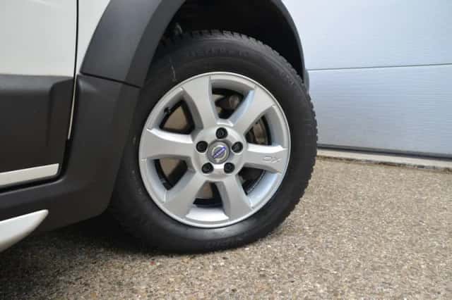 Volvo XC70 (2015) thumbnail 5