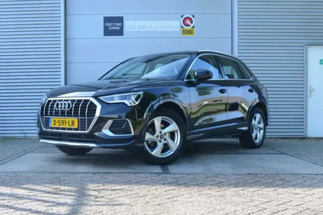 Audi Q3 (2021) thumbnail 1