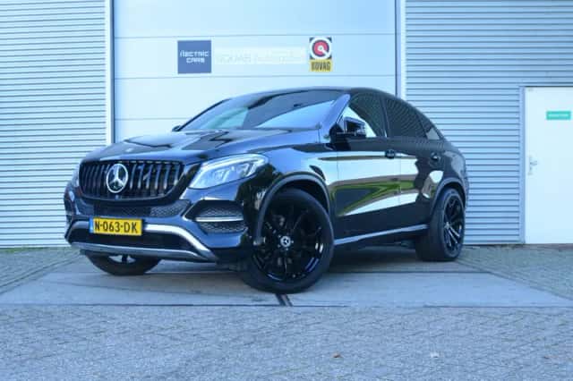 Mercedes-Benz GLE-Klasse (2017) thumbnail 1