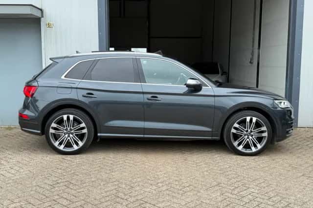 Audi Q5 (2018) thumbnail 4