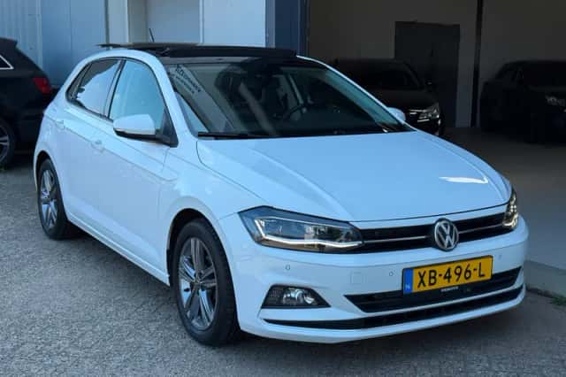 Volkswagen Polo (2018) thumbnail 2