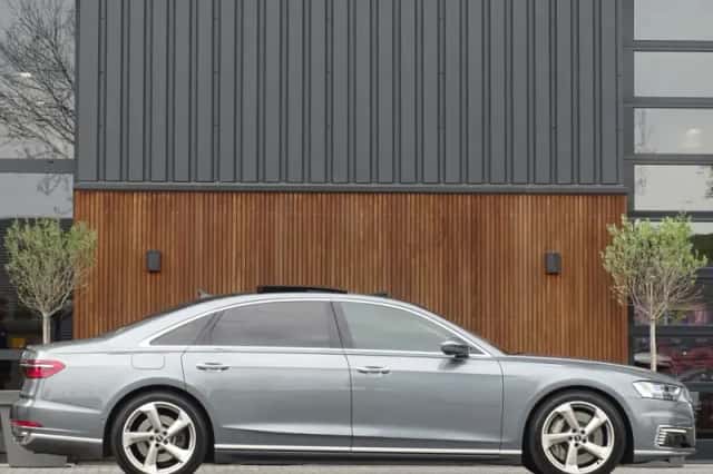 Audi A8 (2020) thumbnail 3