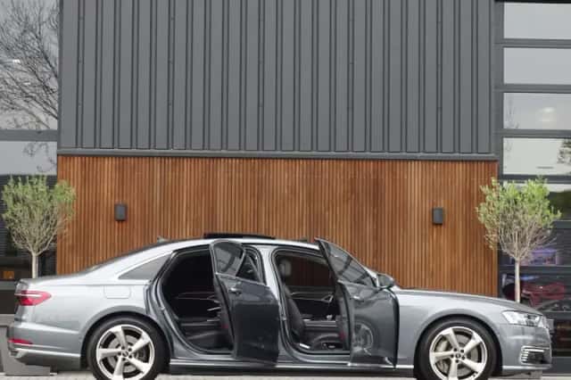 Audi A8 (2020) thumbnail 4