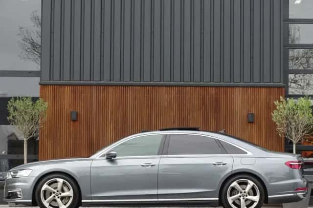 Audi A8 (2020) thumbnail 5