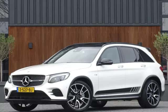 Mercedes-Benz GLC-Klasse (2018) thumbnail 1