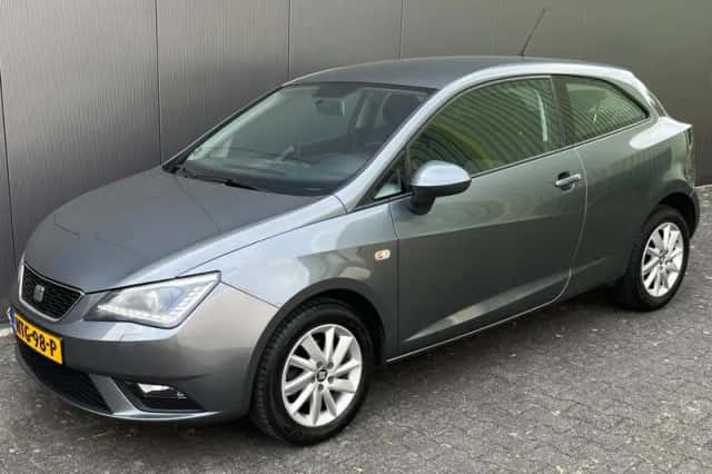 SEAT Ibiza (2012) thumbnail 2