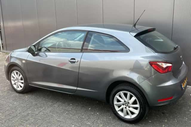 SEAT Ibiza (2012) thumbnail 4