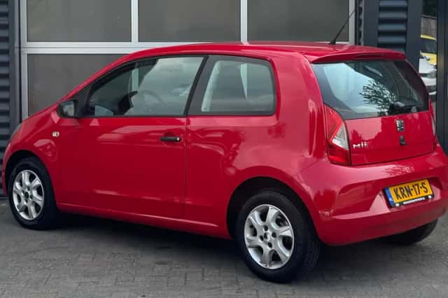 SEAT Mii (2014) thumbnail 3