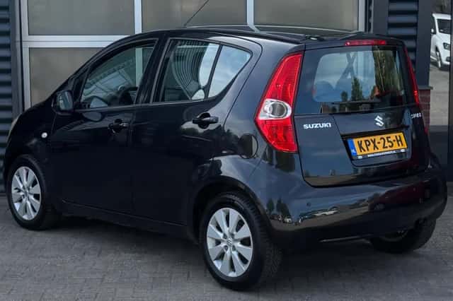 Suzuki SPLASH (2009) thumbnail 2