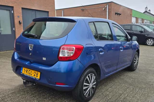 Dacia Sandero (2013) thumbnail 6
