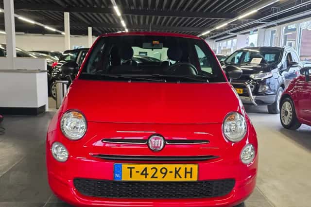 Fiat 500 (2023) thumbnail 3