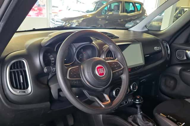Fiat 500L (2017) thumbnail 3