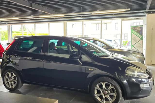 Fiat Punto (2016) thumbnail 6
