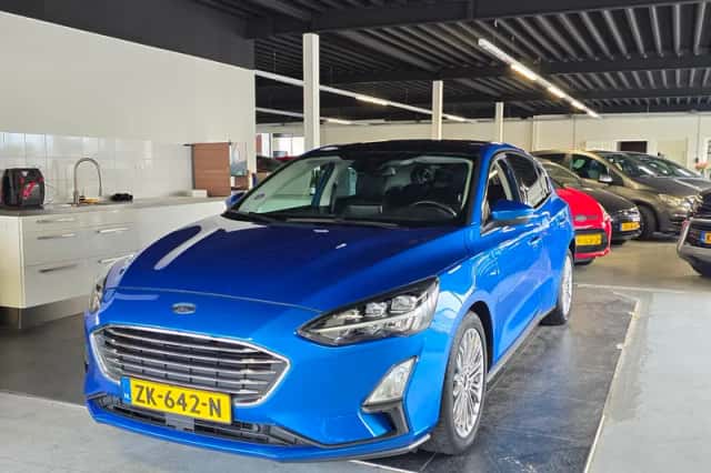 Ford Focus (2019) thumbnail 1