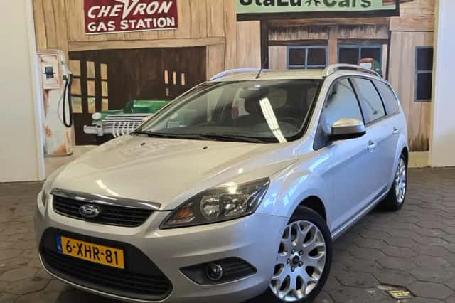 Ford Focus (2010) thumbnail 1