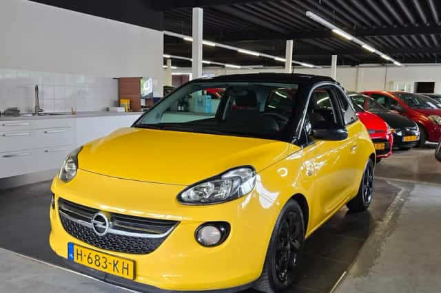 Opel Adam (2013) thumbnail 1