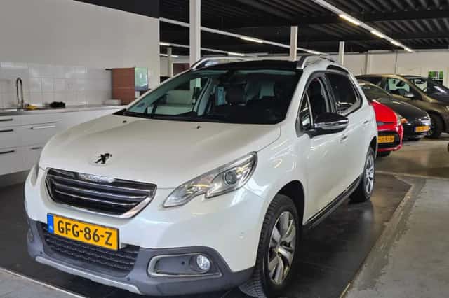 Peugeot 2008 (2016) thumbnail 1