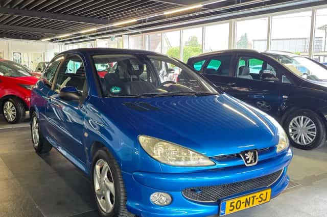 Peugeot 206 (2004) thumbnail 4