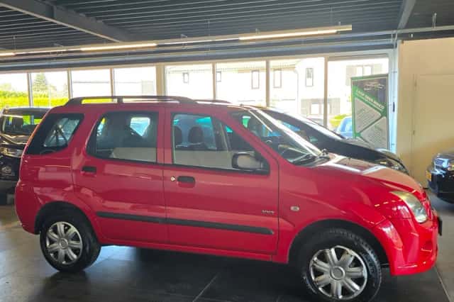 Suzuki Ignis (2005) thumbnail 5