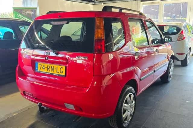 Suzuki Ignis (2005) thumbnail 6