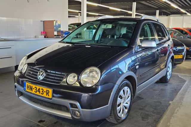 Volkswagen Polo (2005) thumbnail 1