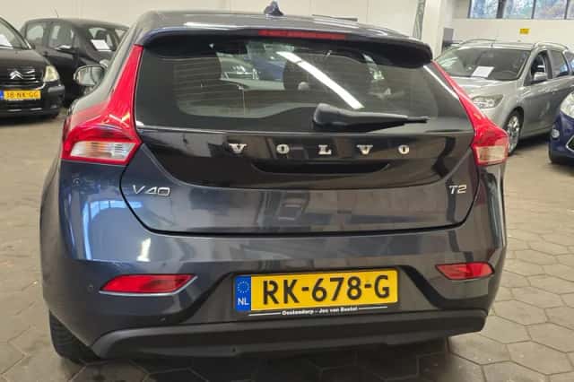 Volvo V40 (2017) thumbnail 6