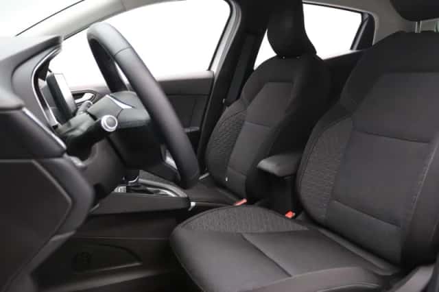 Renault Clio (2021) thumbnail 5