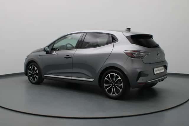 Renault Clio (2025) thumbnail 2