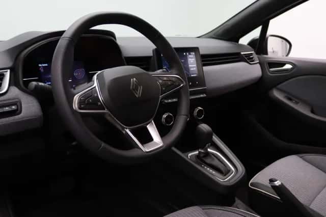 Renault Clio (2025) thumbnail 3