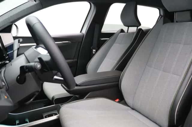 Renault Scenic E-Tech (2025) thumbnail 6