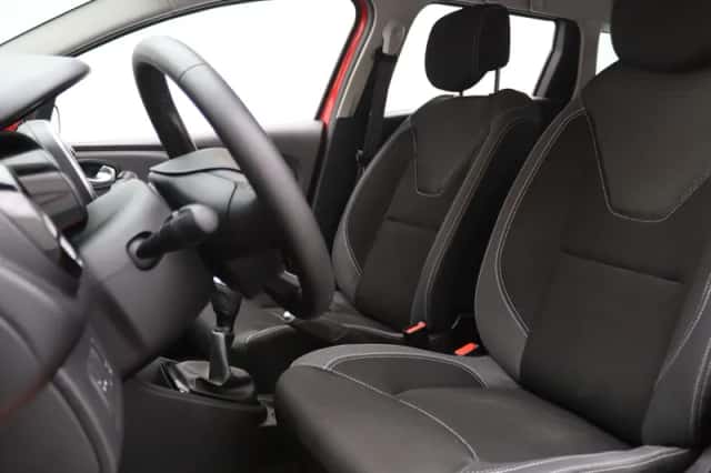Renault Clio (2019) thumbnail 4