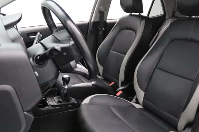 Kia Picanto (2019) thumbnail 4