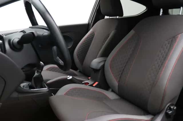 Ford Fiesta (2017) thumbnail 5