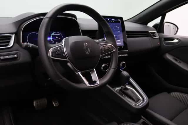 Renault Clio (2025) thumbnail 3