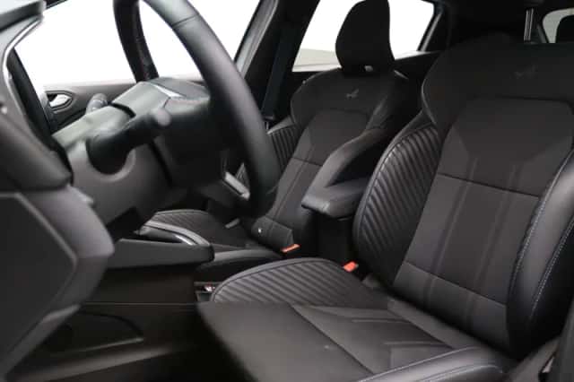 Renault Clio (2025) thumbnail 4