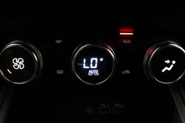 Renault Clio (2025) thumbnail 6