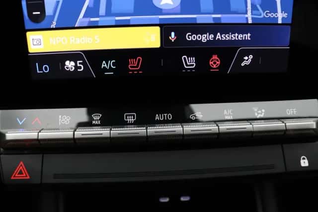 Renault Captur (2025) thumbnail 6