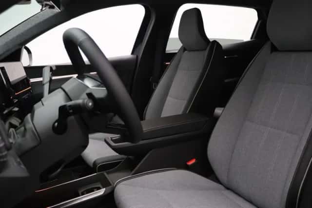 Mitsubishi Eclipse Cross (2026) thumbnail 4