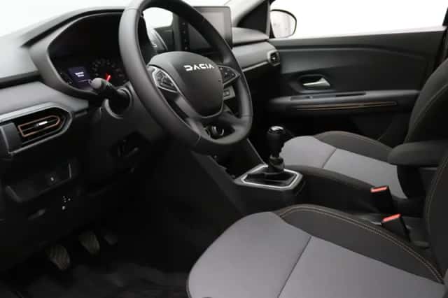 Dacia Jogger (2025) thumbnail 3