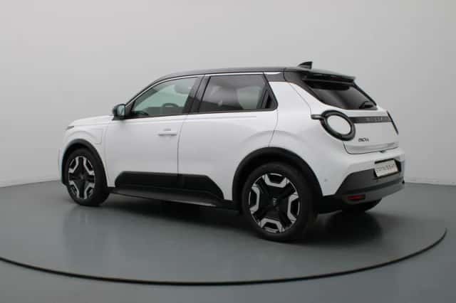 Nissan Micra (2025) thumbnail 2