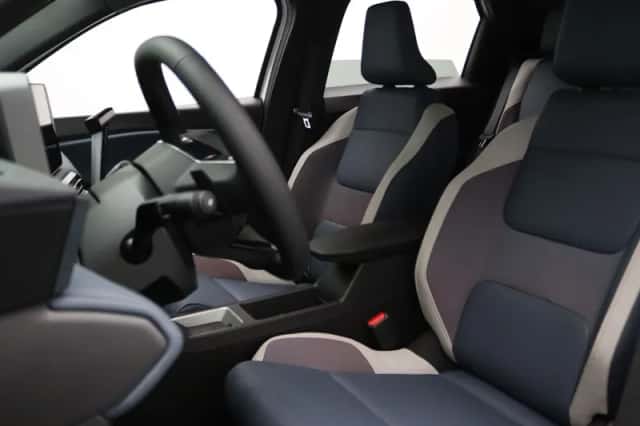 Nissan Micra (2025) thumbnail 5