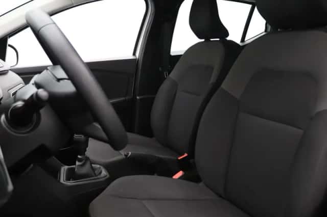 Dacia Sandero (2021) thumbnail 5