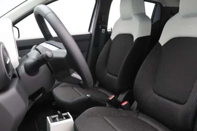 Dacia Spring (2026) thumbnail 4