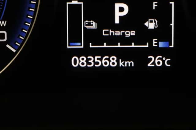 Mitsubishi Outlander (2021) thumbnail 4
