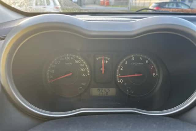 Nissan Note (2007) thumbnail 5