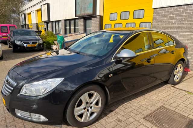 Opel Insignia (2012) thumbnail 4