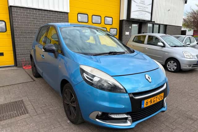 Renault Scénic (2013) thumbnail 1