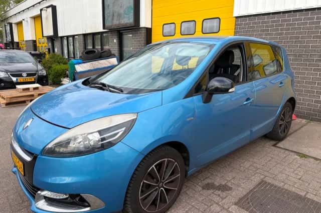 Renault Scénic (2013) thumbnail 4