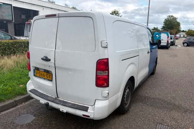 Toyota ProAce Worker (2017) thumbnail 3