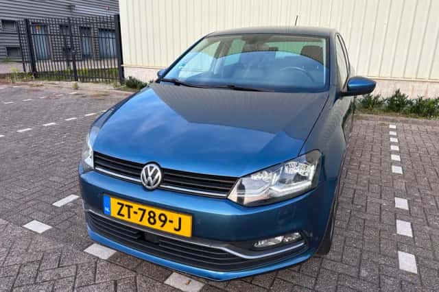 Volkswagen Polo (2016) thumbnail 1